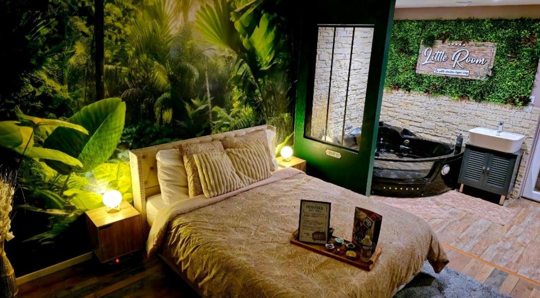Appartement Chambre Cosy - Jacuzzi - Little Room Vendôme Esterno foto